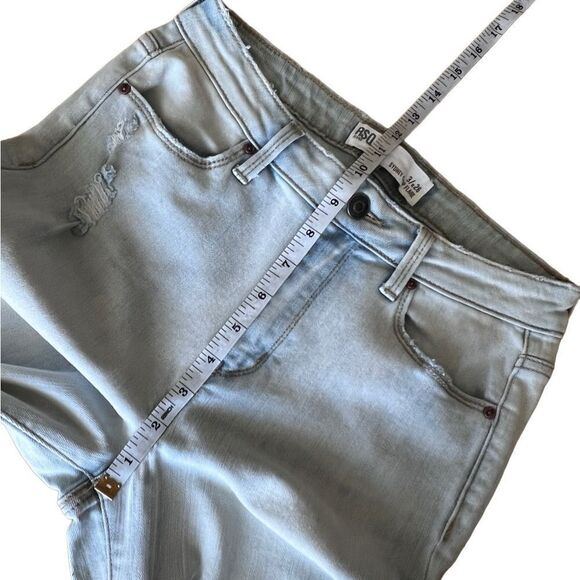 RSQ crop flare jeans distressed light denim Size 3 (26W) - Picture 12 of 15